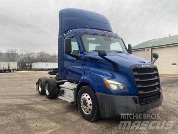 Freightliner CASCADIA 116 Truck Tractor Units