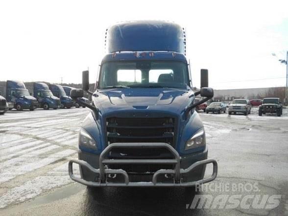 Freightliner CASCADIA 116 Truck Tractor Units