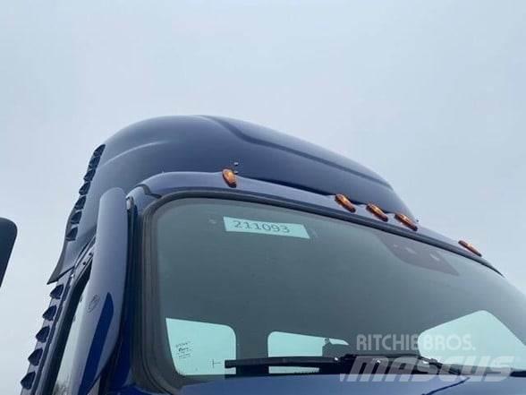 Freightliner CASCADIA 116 Truck Tractor Units
