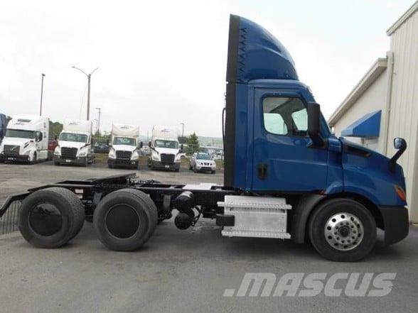 Freightliner CASCADIA 116 Truck Tractor Units
