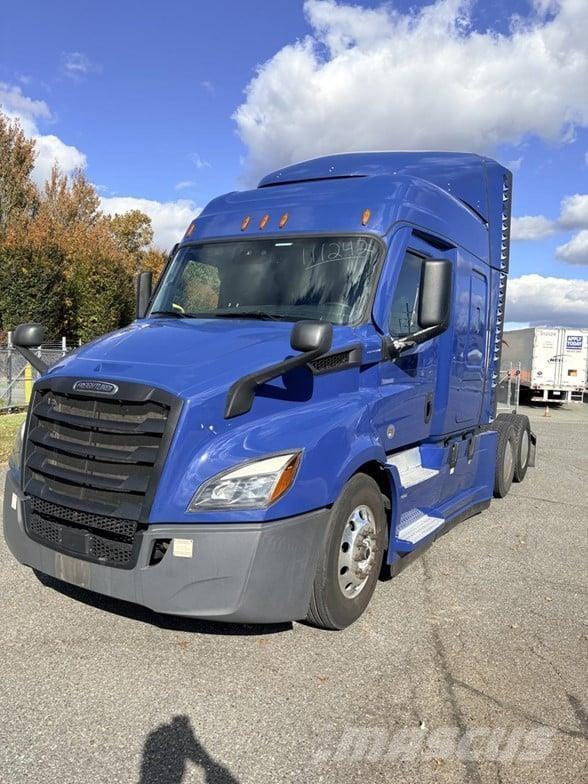 Freightliner CASCADIA 116 Truck Tractor Units