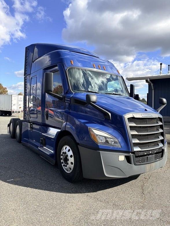 Freightliner CASCADIA 116 Truck Tractor Units