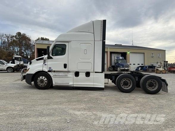 Freightliner CASCADIA 116 Truck Tractor Units