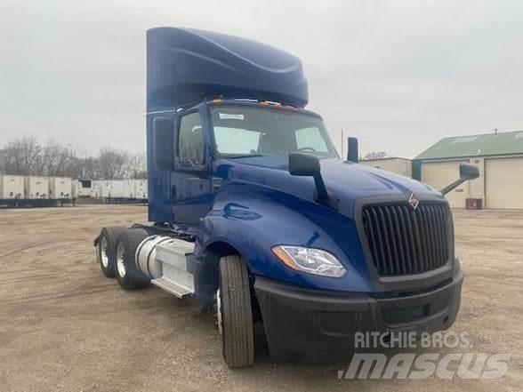 International LT Truck Tractor Units
