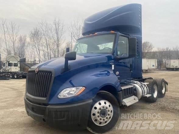 International LT Truck Tractor Units