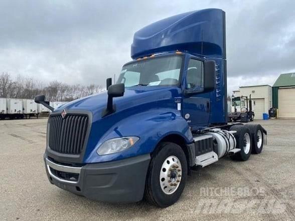 International LT Truck Tractor Units