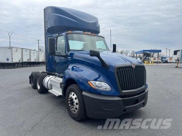 International LT Truck Tractor Units