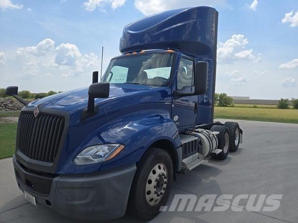 International LT Truck Tractor Units