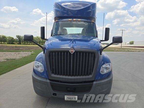 International LT Truck Tractor Units