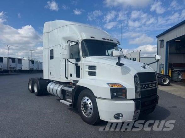 Mack ANTHEM 64T Truck Tractor Units