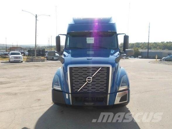 Volvo VNL64T860 Truck Tractor Units