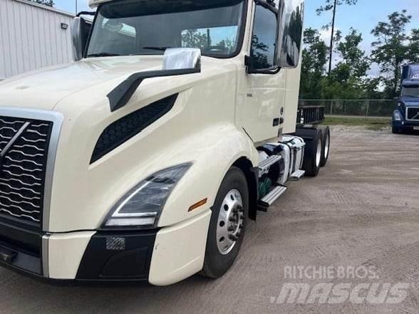 Volvo VNR64T300 Truck Tractor Units