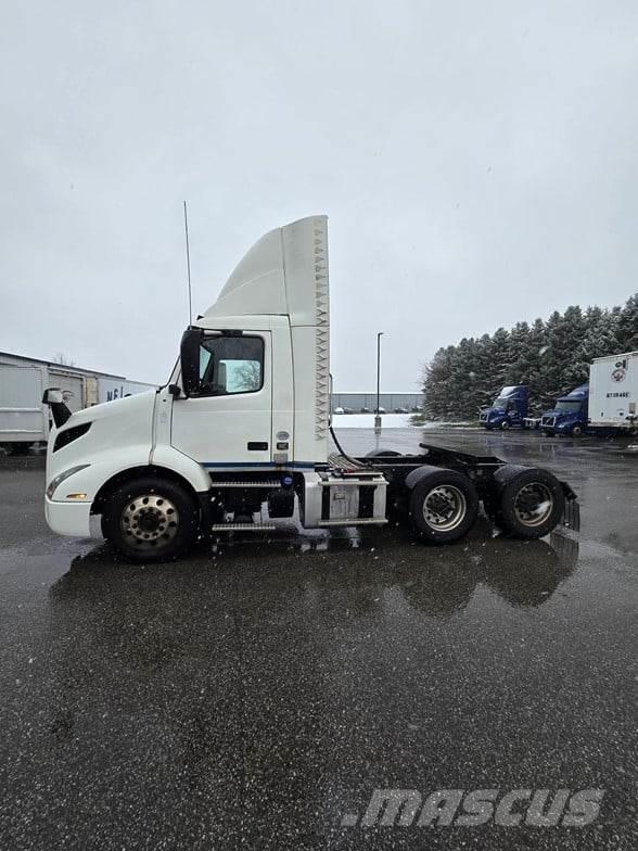 Volvo VNR64T300 Truck Tractor Units