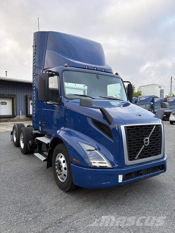 Volvo VNR64T300 Truck Tractor Units