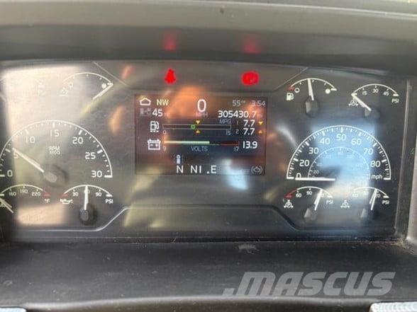 Volvo VNR64T300 Truck Tractor Units