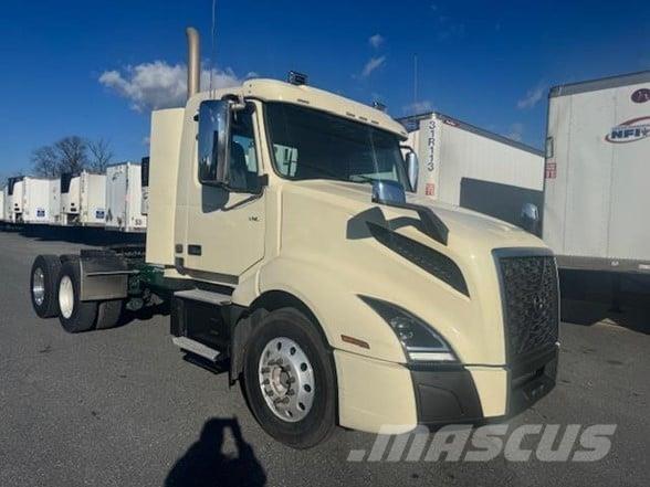 Volvo VNR64T300 Truck Tractor Units