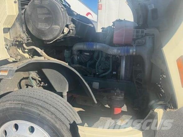 Volvo VNR64T300 Truck Tractor Units