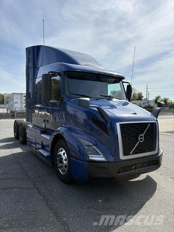 Volvo VNR64T640 Truck Tractor Units