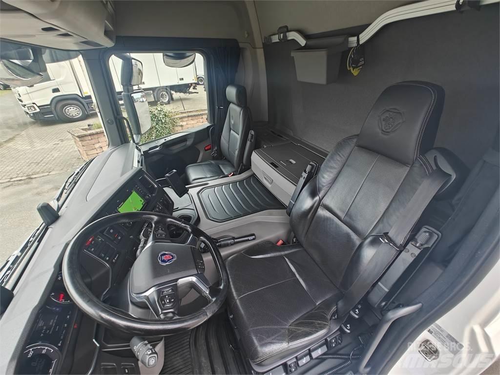 Scania P280 Van Body Trucks