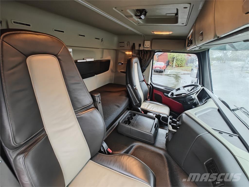 Volvo FM330 Van Body Trucks