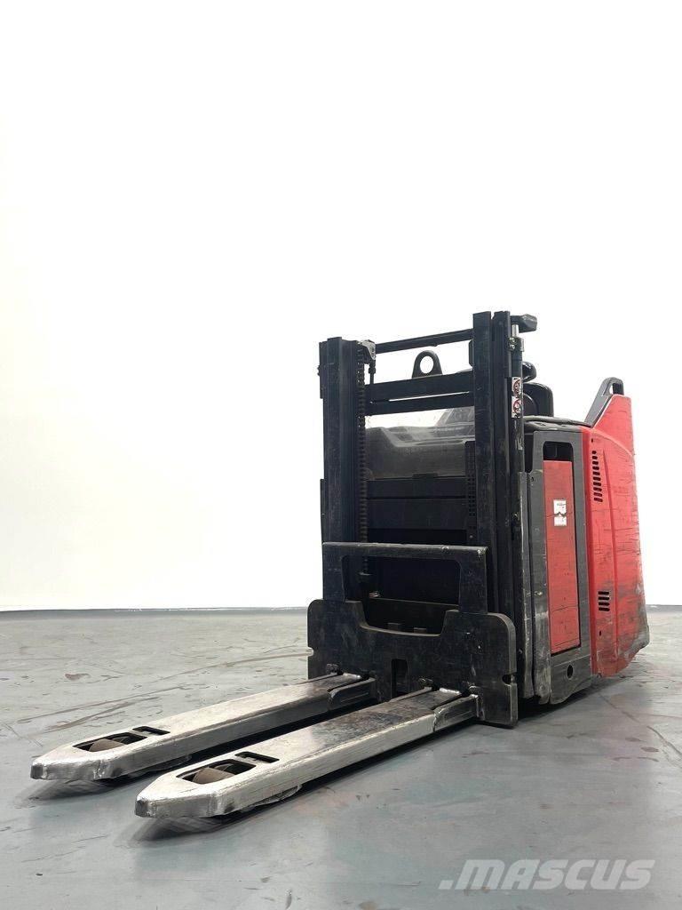 Linde D12HPSP-133 Pedestrian stacker
