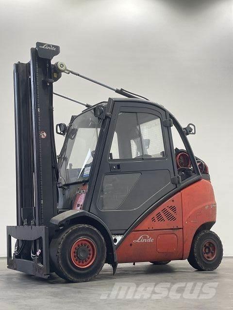 Linde H30T-01 393 LPG trucks