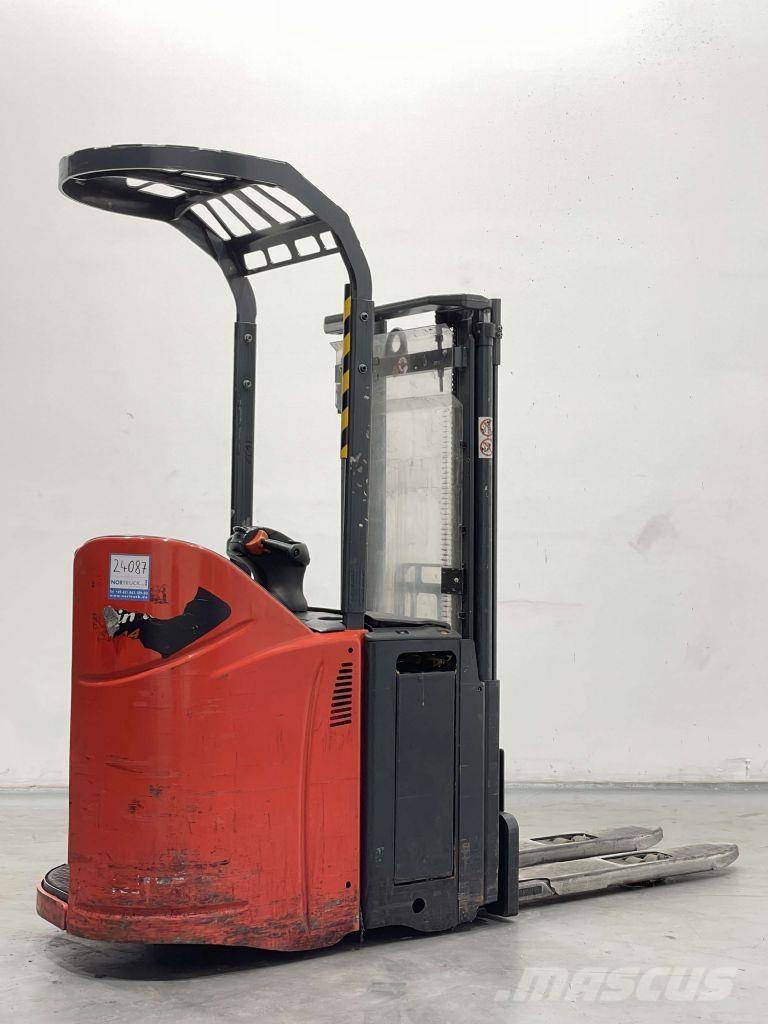 Linde L14SP-133 Pedestrian stacker