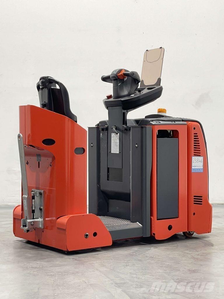 Linde P30C-1190 Towing truck