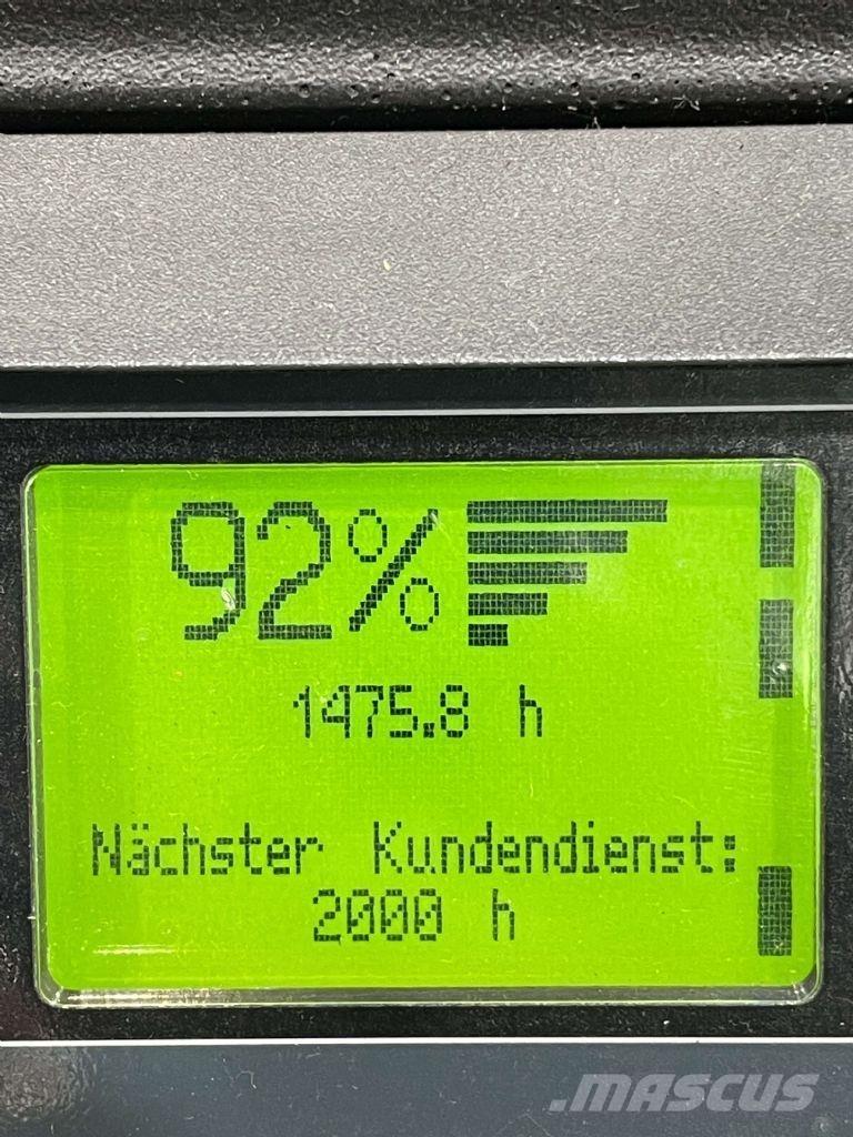Linde P30C-1190 Towing truck