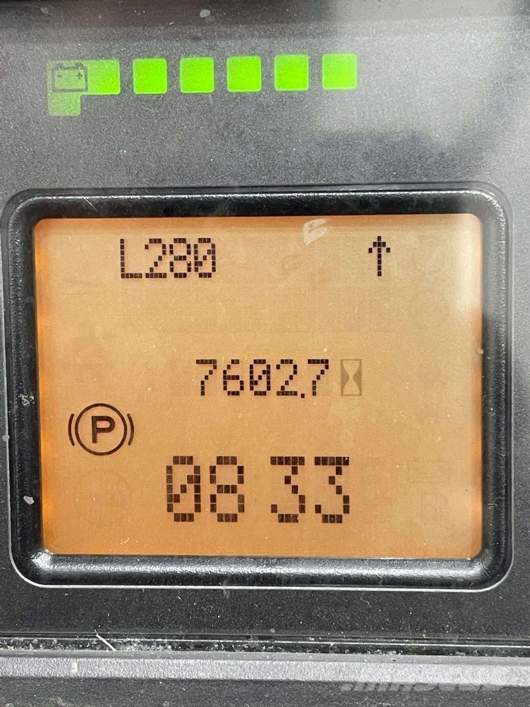 Linde R16HD-01-1120 Reach truck