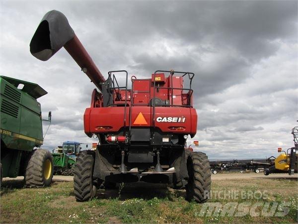 Case IH 7088 Combine harvesters