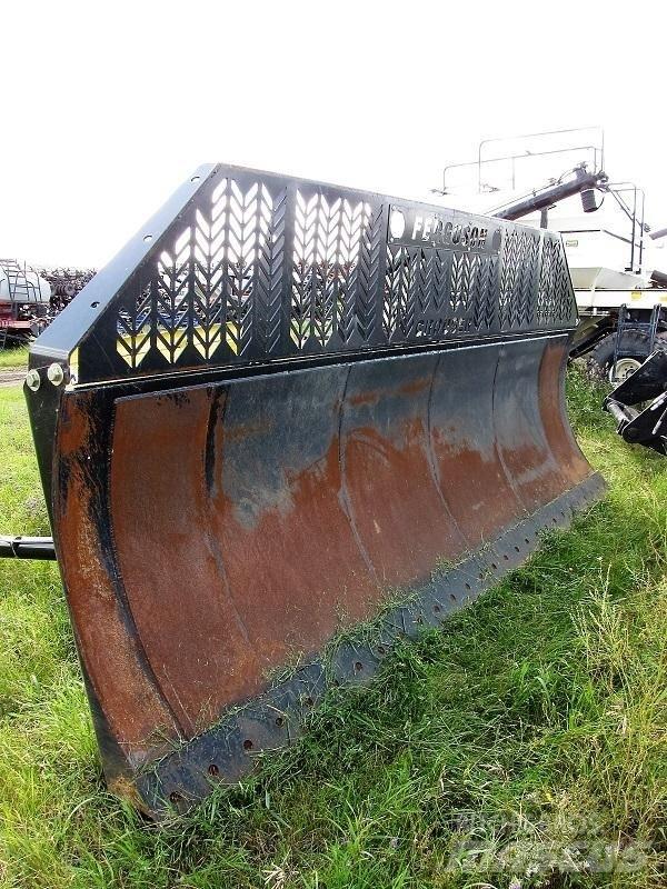 Grouser 770HD Snow blades and plows