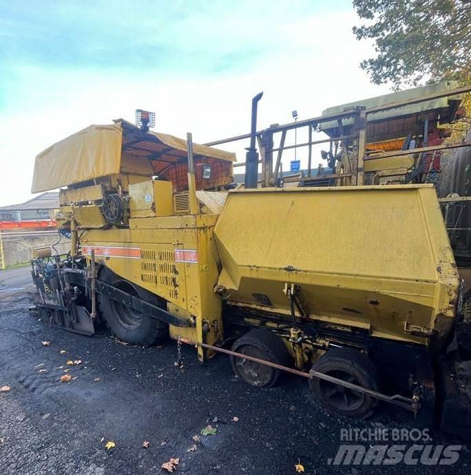 CAT AP600 Paver Asphalt pavers