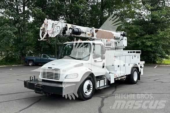Altec DM47BTR Truck mounted aerial platforms
