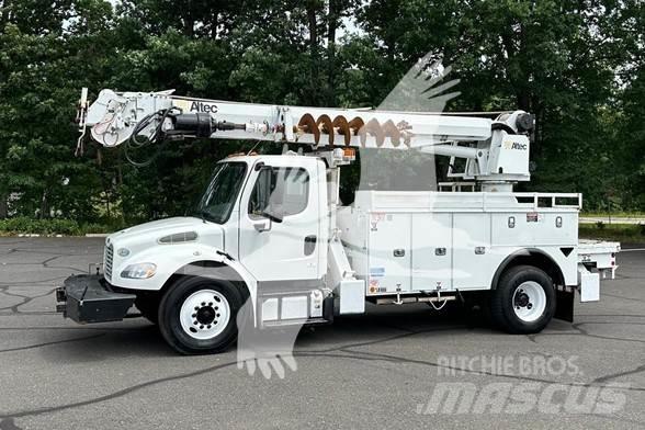 Altec DM47BTR Truck mounted aerial platforms