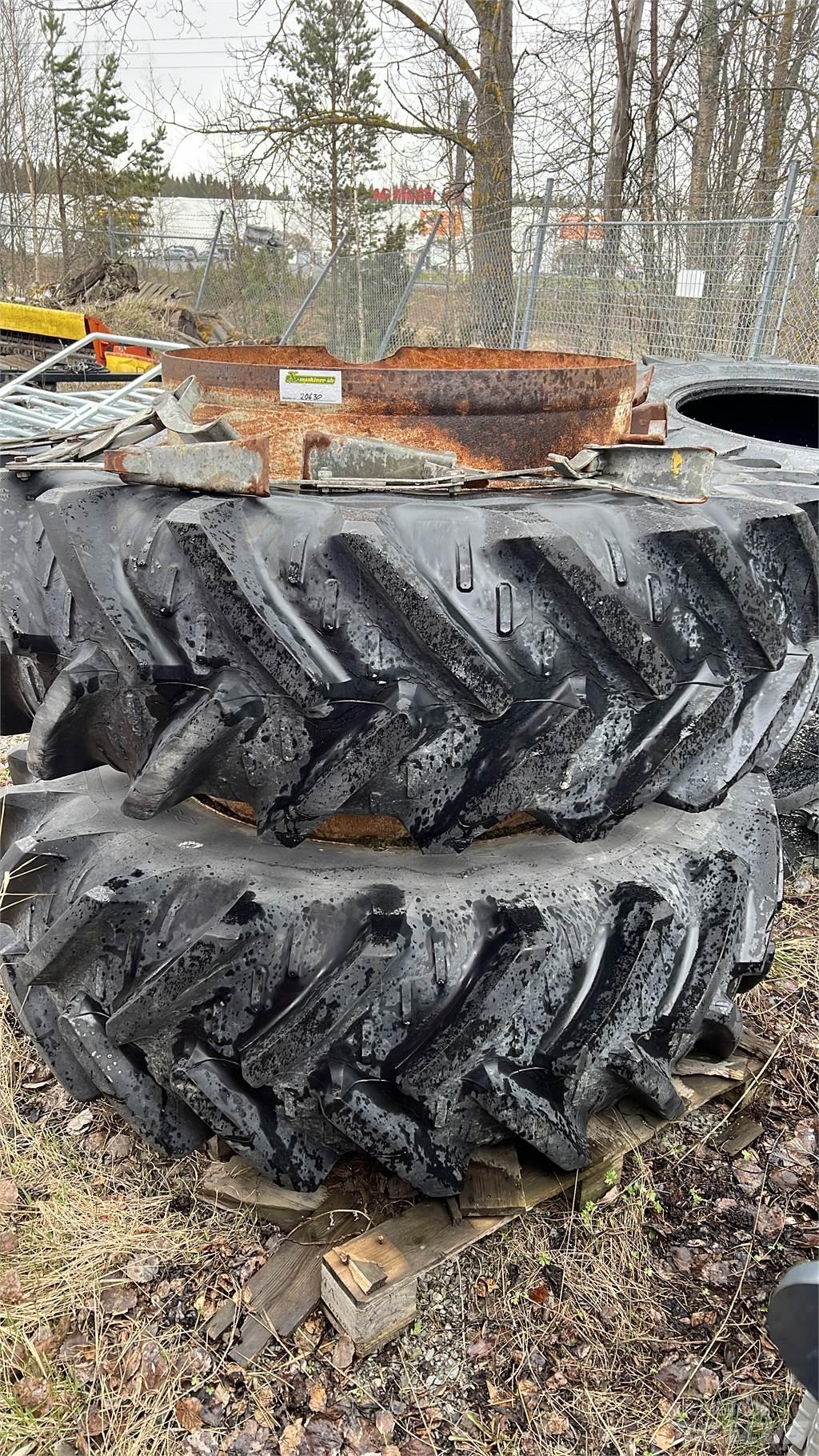  20.8R 38 Tyres, wheels and rims