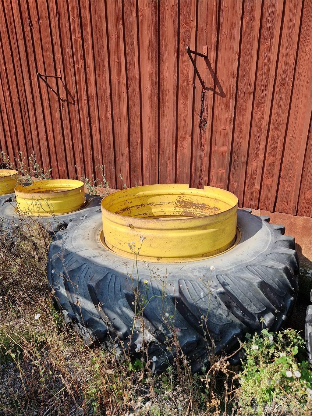  650/65x42, 540/65x30 Tyres, wheels and rims