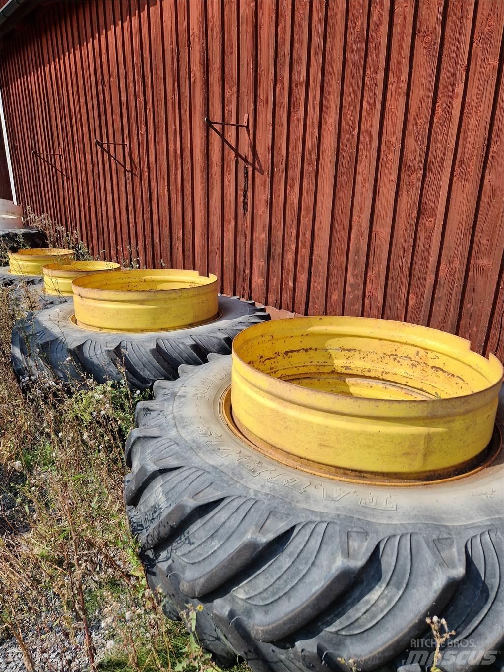  650/65x42, 540/65x30 Tyres, wheels and rims