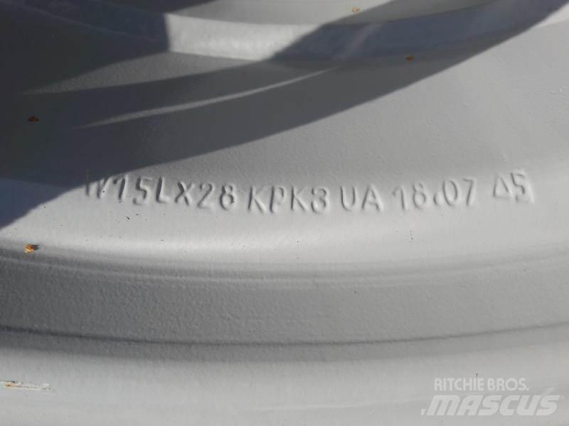  Fäljar NDI 15x28 Tyres, wheels and rims