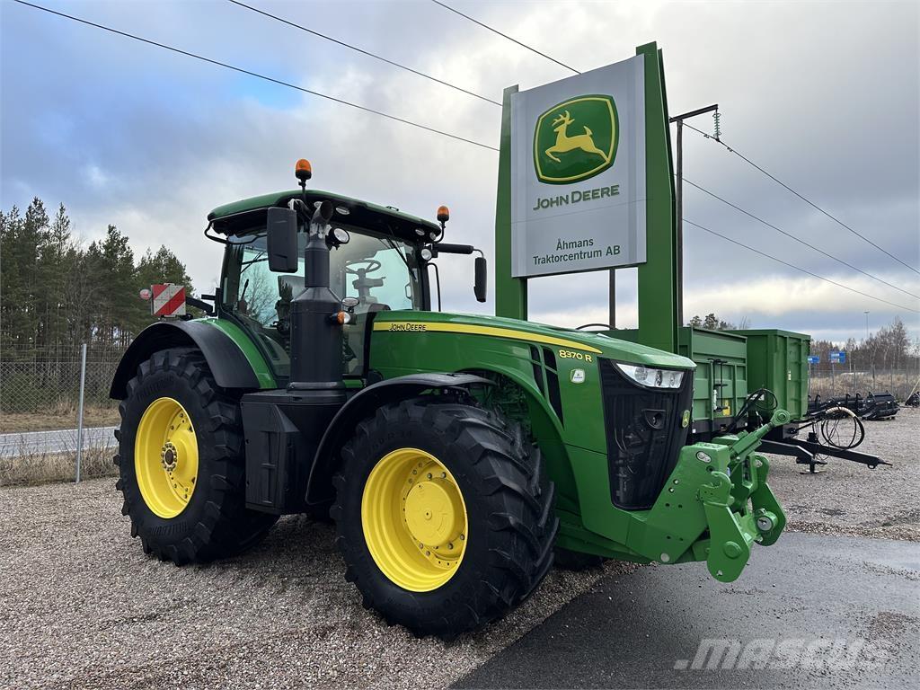 John Deere 8370R Tractors