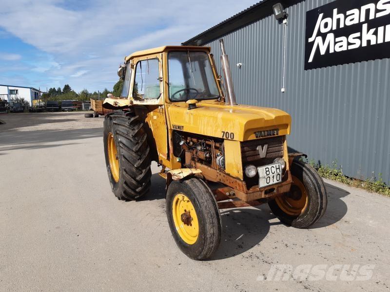 Valmet 700 Tractors