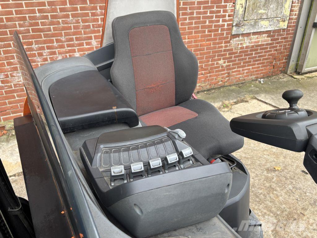 BT RRE 160 Reach truck