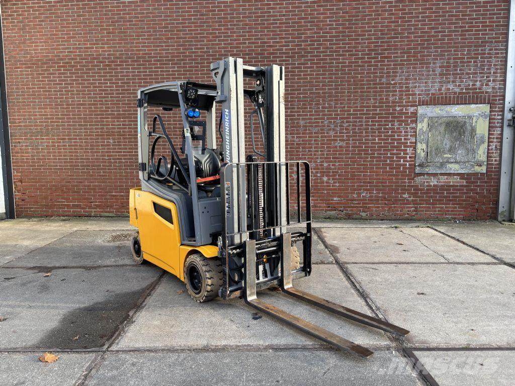Jungheinrich EFG320 Electric forklift trucks