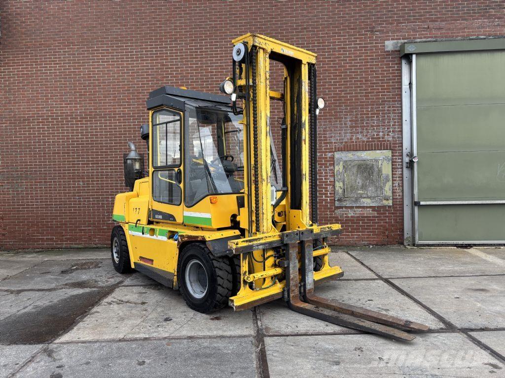 Kalmar DCF 80-6 Diesel trucks