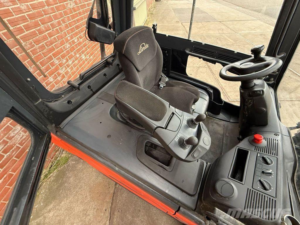 Linde E35L-01 Electric forklift trucks