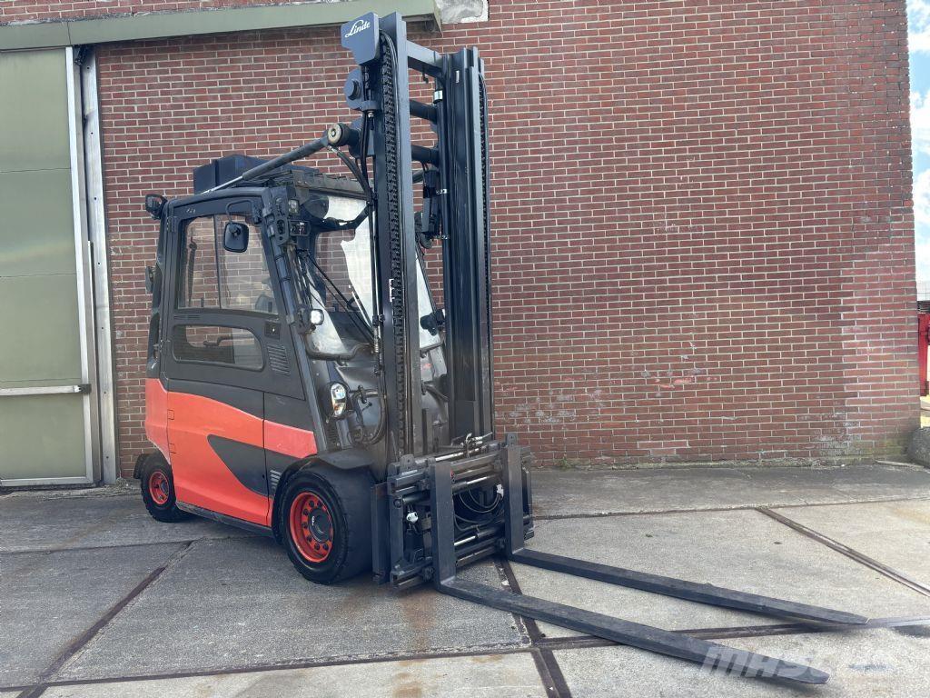 Linde E40HL-01/600 Electric forklift trucks