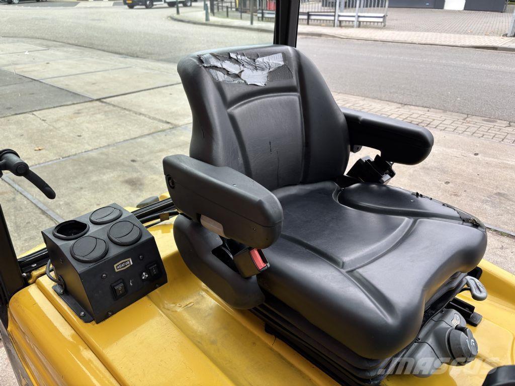 Yale ERP16VT Electric forklift trucks