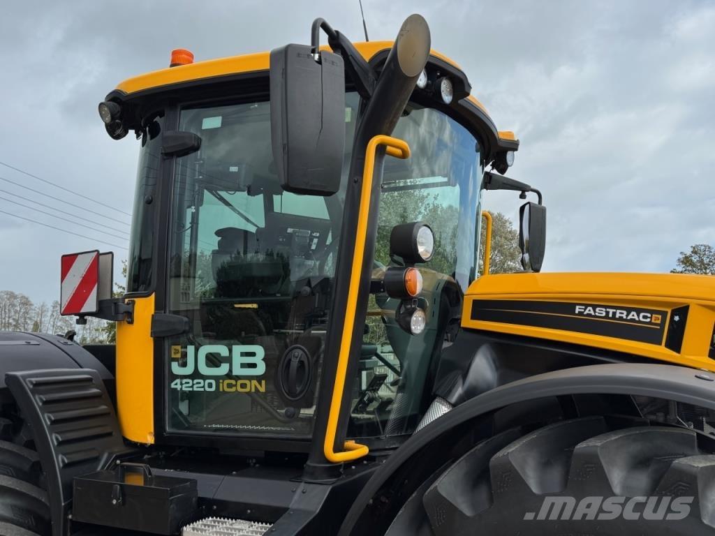 JCB 4220 iCON Tractors
