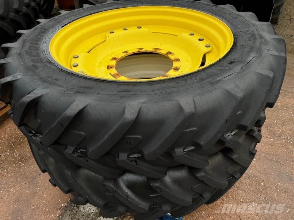  Topper 9 Other tractor accessories