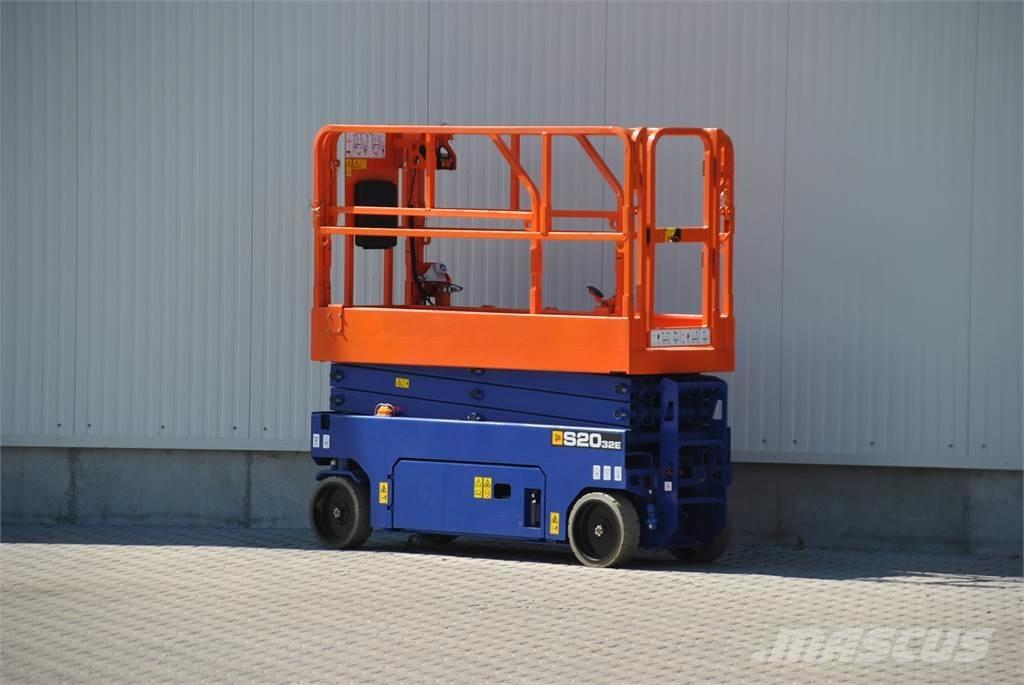 JCB S2032E Scissor lifts